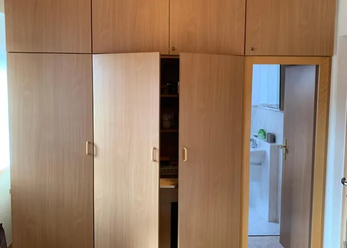 Haus Waldeck 库罗阿尔滕堡